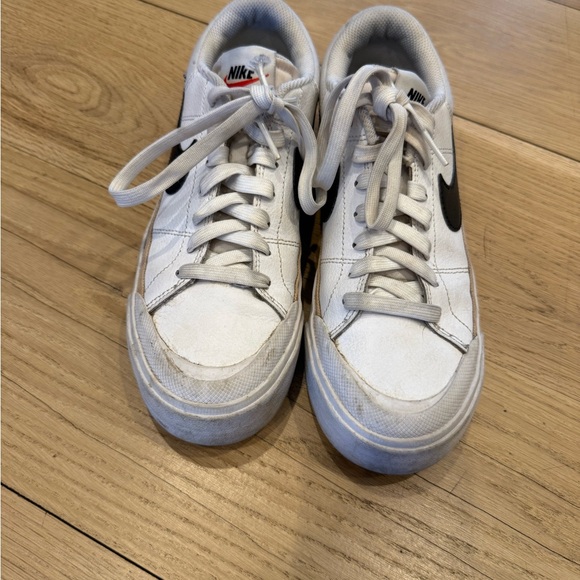 Nike Court Legacy Lift Sneakers - Picture 3 of 6